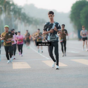 Runner Photo 6376964