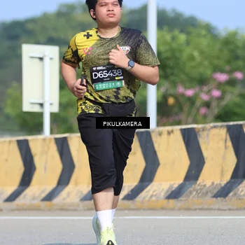 Runner Photo 6376983