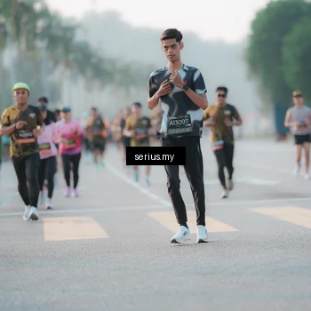 Runner Photo 6376992