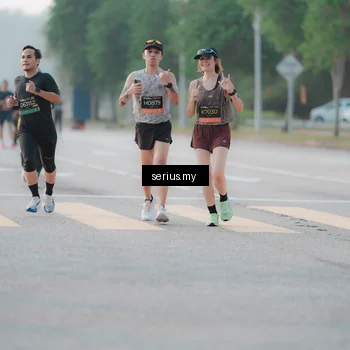Runner Photo 6377013