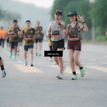 Runner Photo 6377055