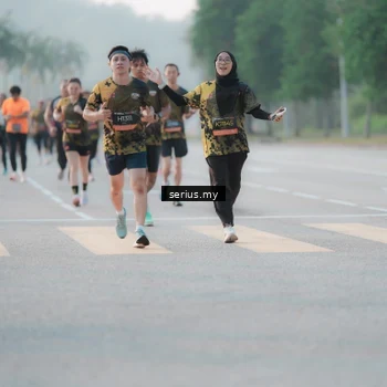 Runner Photo 6377072