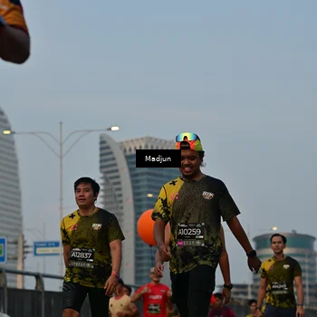 Runner Photo 6377125