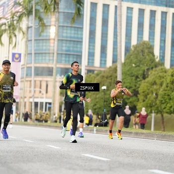 Runner Photo 6377145