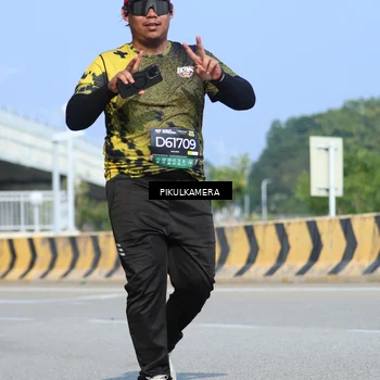 Runner Photo 6377215