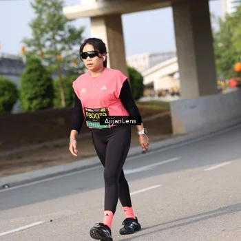 Runner Photo 6377287