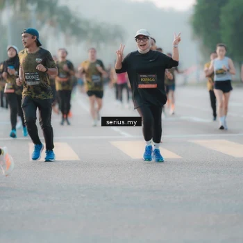 Runner Photo 6377302