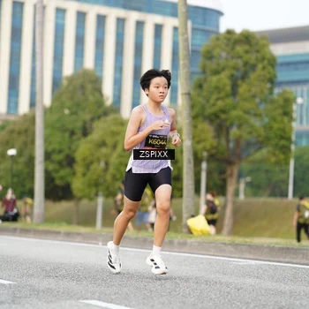 Runner Photo 6377320
