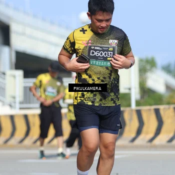 Runner Photo 6377321