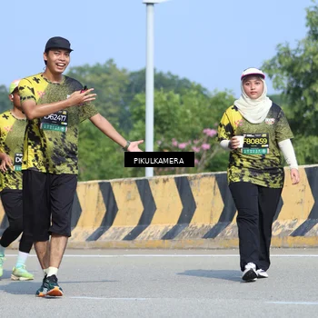 Runner Photo 6377352