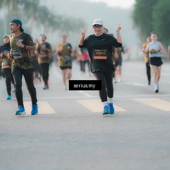Runner Photo 6377353