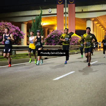Runner Photo 6377359