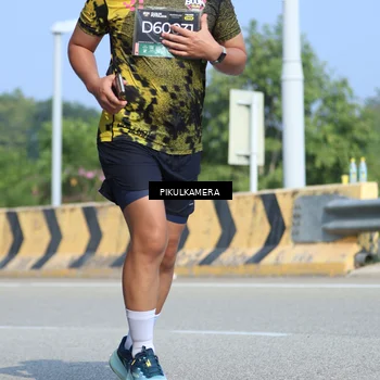 Runner Photo 6377363