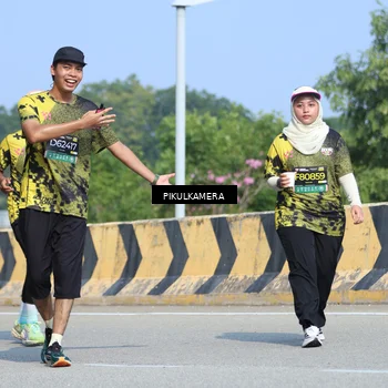 Runner Photo 6377370