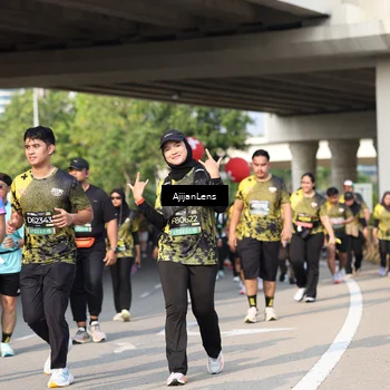 Runner Photo 6377373