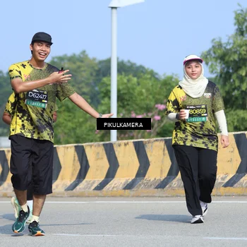 Runner Photo 6377443