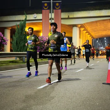 Runner Photo 6377448