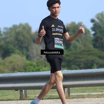 Runner Photo 6377563