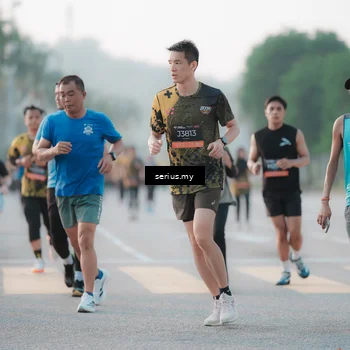 Runner Photo 6377569