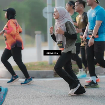 Runner Photo 6377651