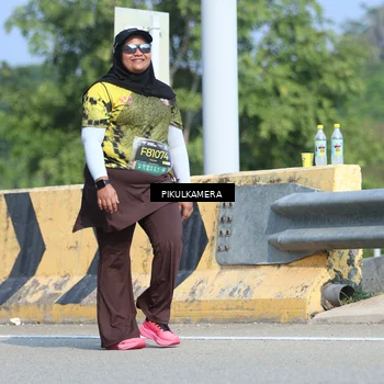 Runner Photo 6377749