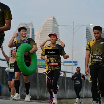 Runner Photo 6377786