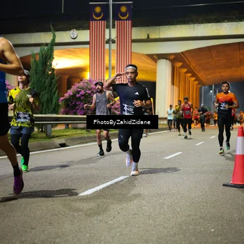 Runner Photo 6377792