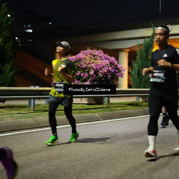 Runner Photo 6377847