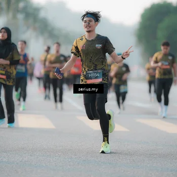 Runner Photo 6377863