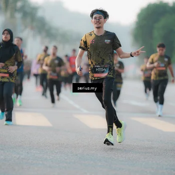 Runner Photo 6377867