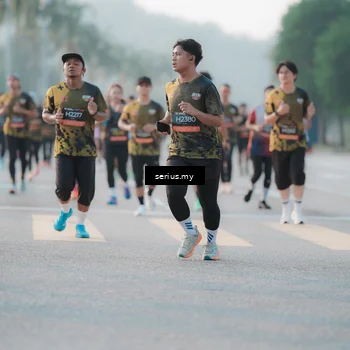 Runner Photo 6377890