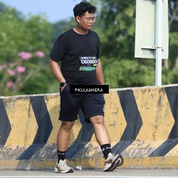Runner Photo 6377895