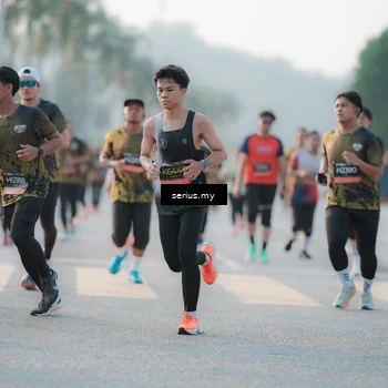 Runner Photo 6377916