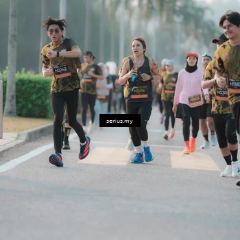 Runner Photo 6377991