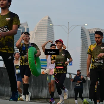 Runner Photo 6378007