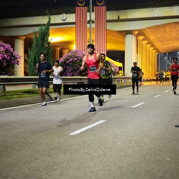 Runner Photo 6378039