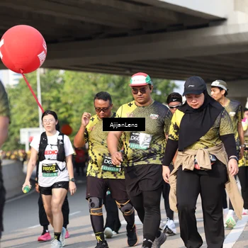 Runner Photo 6378074