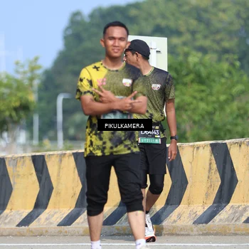 Runner Photo 6378107