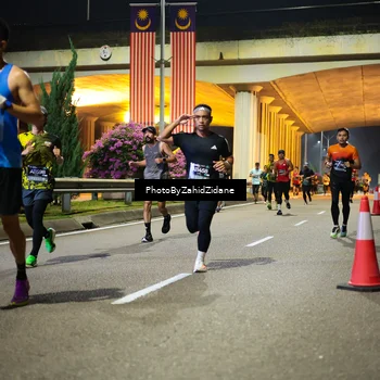Runner Photo 6378111