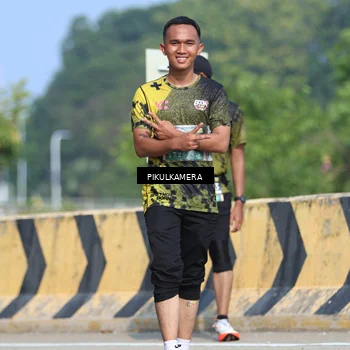 Runner Photo 6378119