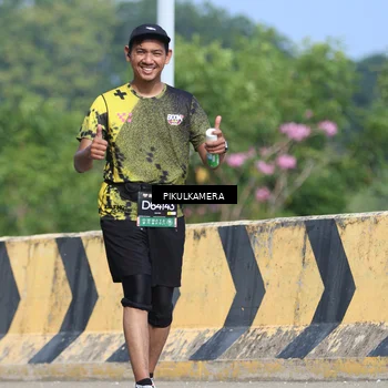 Runner Photo 6378150