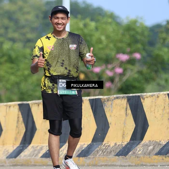 Runner Photo 6378197
