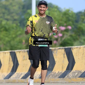 Runner Photo 6378200