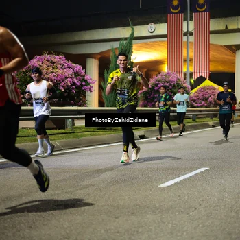 Runner Photo 6378223