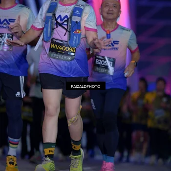 Runner Photo 6378275