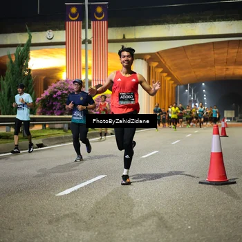 Runner Photo 6378399