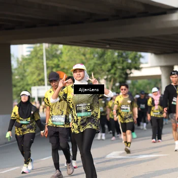Runner Photo 6378417