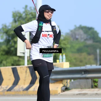 Runner Photo 6378435