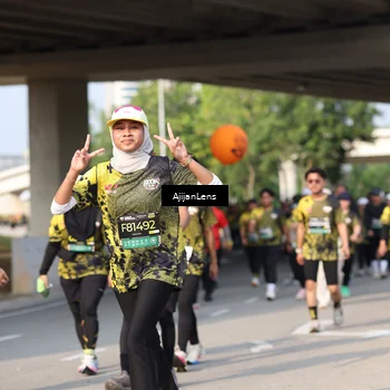 Runner Photo 6378443