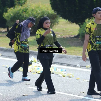 Runner Photo 6378592